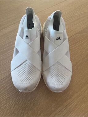 adidas women’s ultra boost  Slip-On Sneakers tennis shoes with Elastic Cross